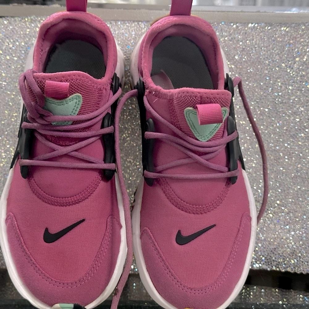 Nike Kids Pink & Black Sneakers size 2